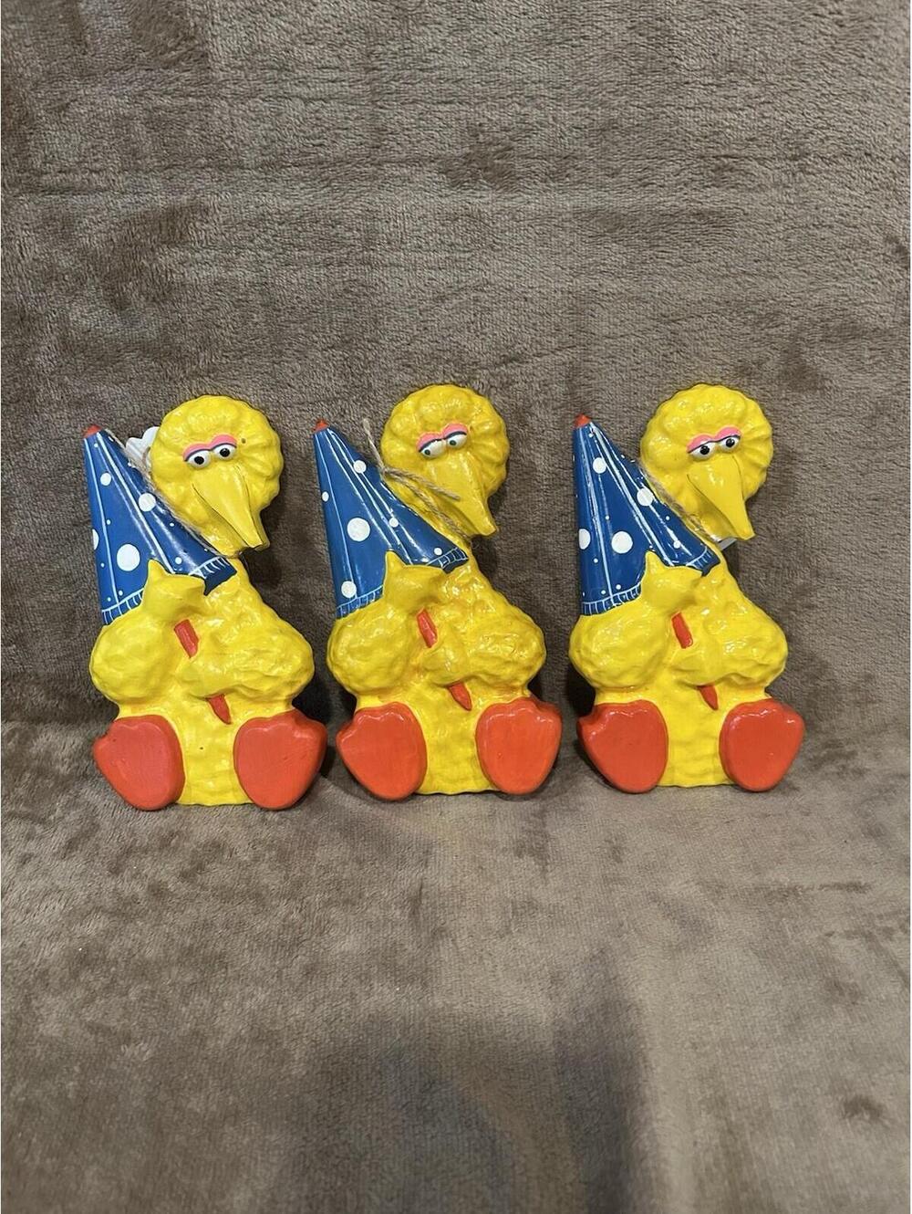 Big Bird Sesame Street w/Umbrella Wall Hanging PBS Muppets Replica See Desc